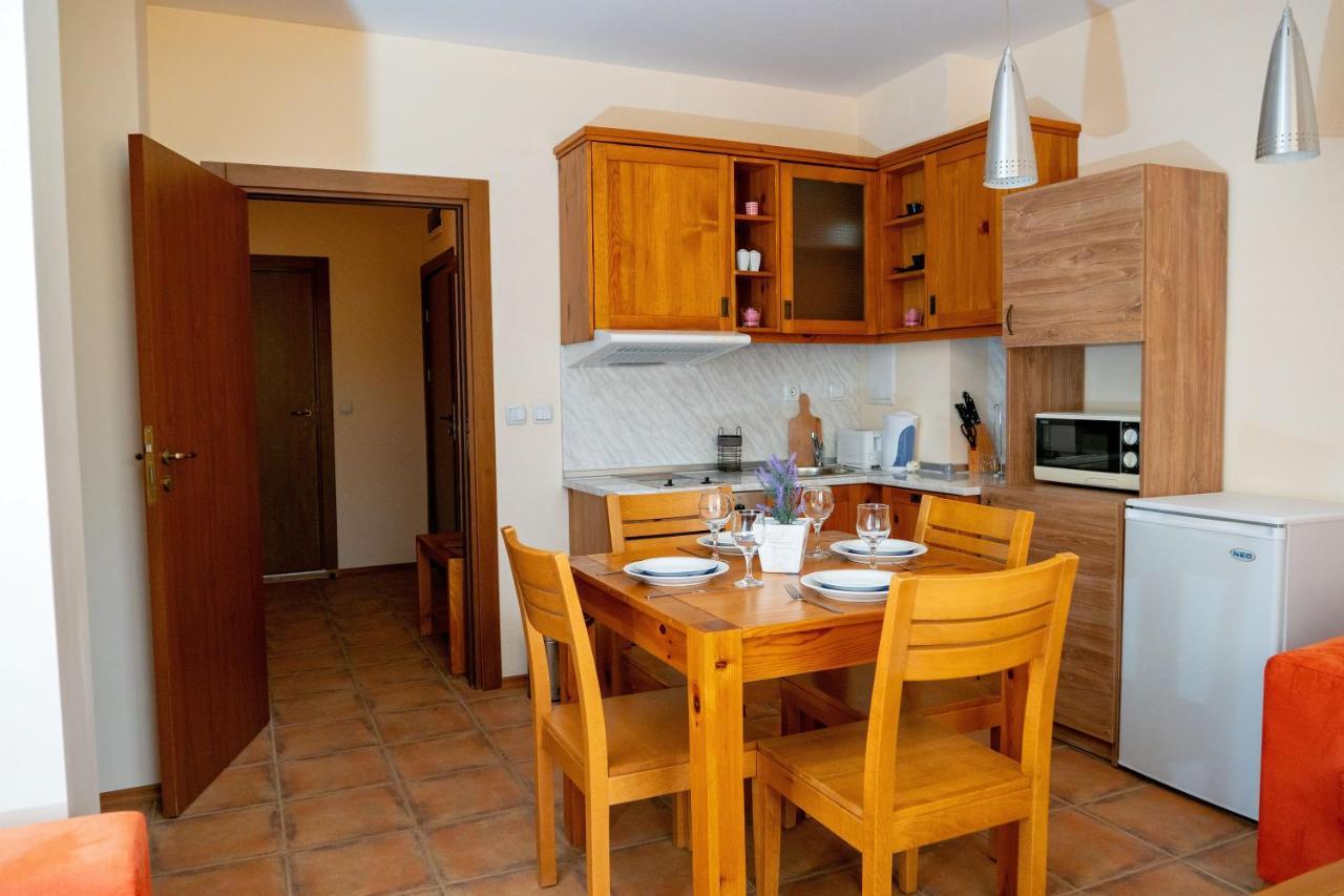 Two Bedroom Apartments In Murphys Lodge Bansko Eksteriør billede