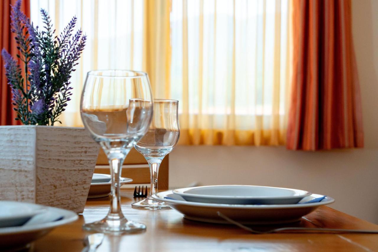 Two Bedroom Apartments In Murphys Lodge Bansko Eksteriør billede
