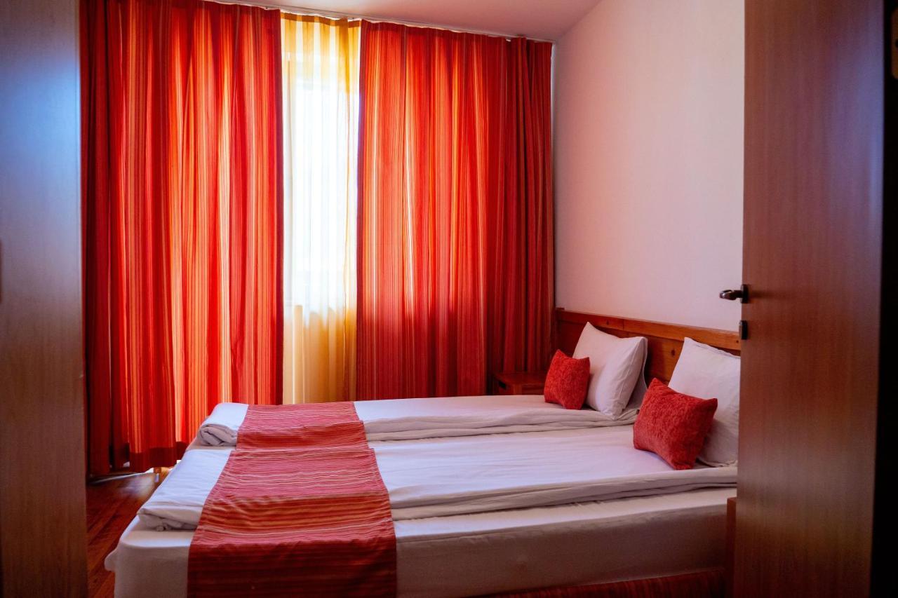 Two Bedroom Apartments In Murphys Lodge Bansko Eksteriør billede