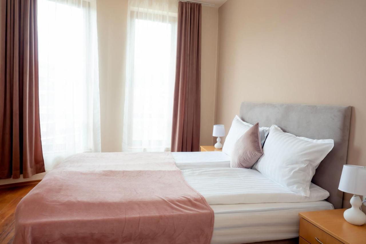 Two Bedroom Apartments In Murphys Lodge Bansko Eksteriør billede