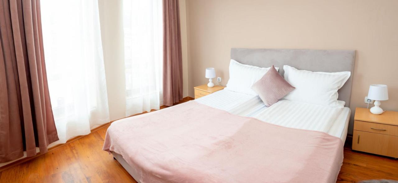 Two Bedroom Apartments In Murphys Lodge Bansko Eksteriør billede